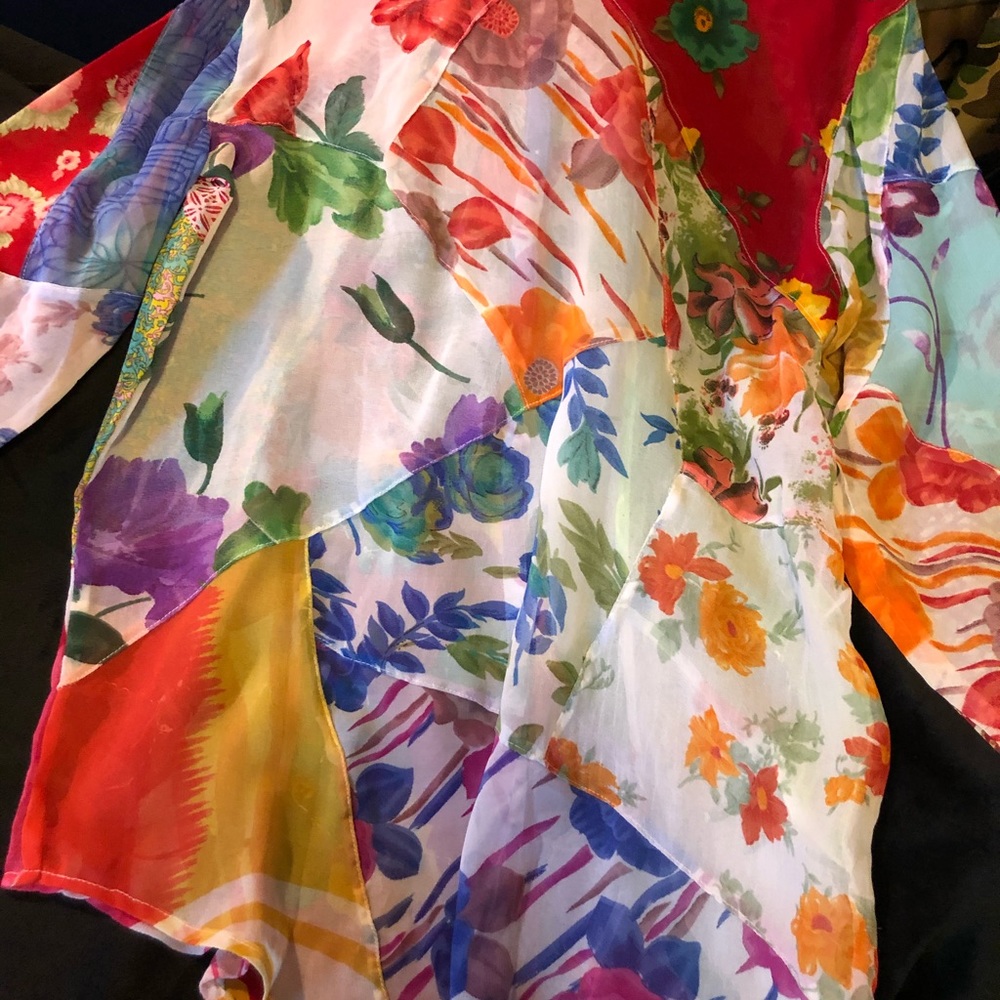 Sacred Threads long button down blouse - Picture 5 of 8